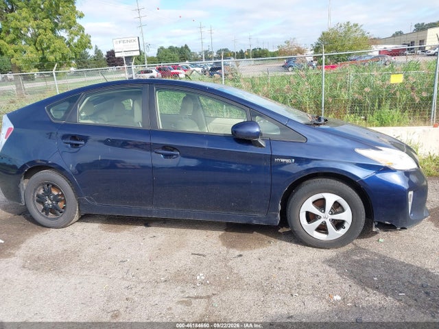 Продаж на аукціоні авто 2015 Toyota Prius Three, vin: JTDKN3DU2F0435815, номер лоту: 46184660