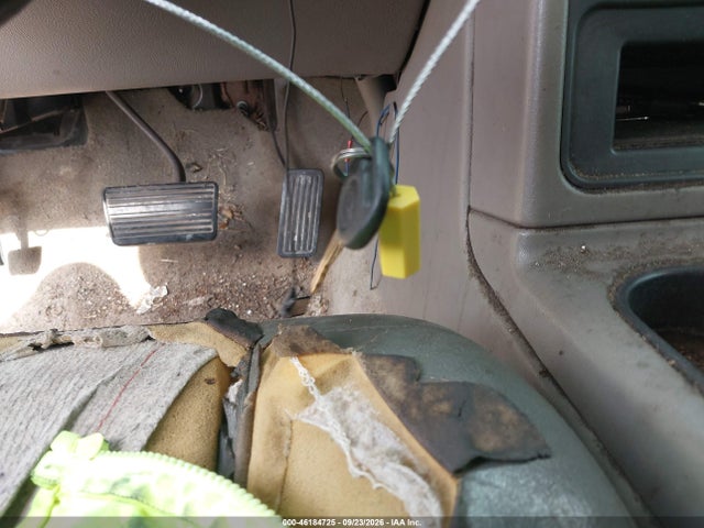 Продаж на аукціоні авто 2004 Chevrolet Tahoe Lt, vin: 1GNEC13ZX4R173238, номер лоту: 46184725