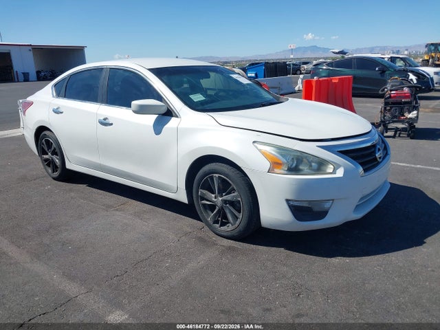 2013 Nissan Altima 2.5 S მანქანა იყიდება აუქციონზე, vin: 1N4AL3AP5DC126132, აუქციონის ნომერი: 46184772