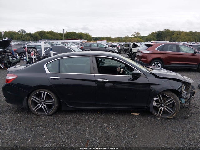 46184786 :رقم المزاد ، 1HGCR2F56HA127621 vin ، 2017 Honda Accord Sport مزاد بيع