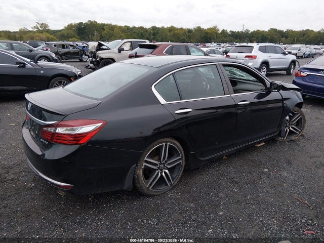 46184786 :رقم المزاد ، 1HGCR2F56HA127621 vin ، 2017 Honda Accord Sport مزاد بيع