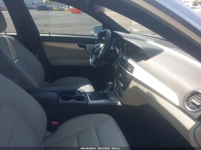 Aukcja sprzedaży 2013 Mercedes-benz C 250 Sport, vin: WDDGF4HB6DR275471, numer aukcji: 46184815