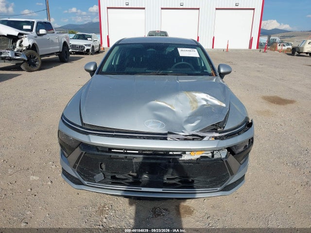 2025 Hyundai Sonata Sel მანქანა იყიდება აუქციონზე, vin: KMHL64JA3SA489500, აუქციონის ნომერი: 46184839