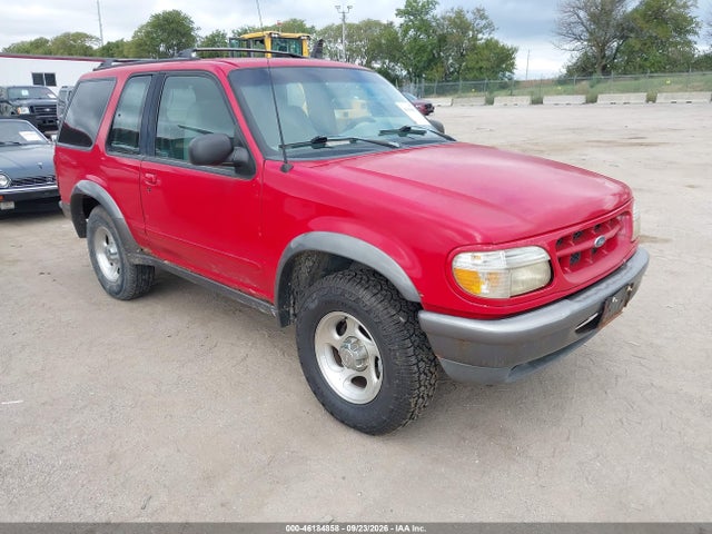 Auction sale of the 1998 Ford Explorer Sport, vin: 1FMYU24E4WUC83542, lot number: 46184858
