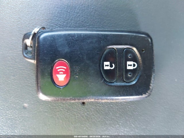 2012 Toyota Prius V Five მანქანა იყიდება აუქციონზე, vin: JTDZN3EU7C3094287, აუქციონის ნომერი: 46184890