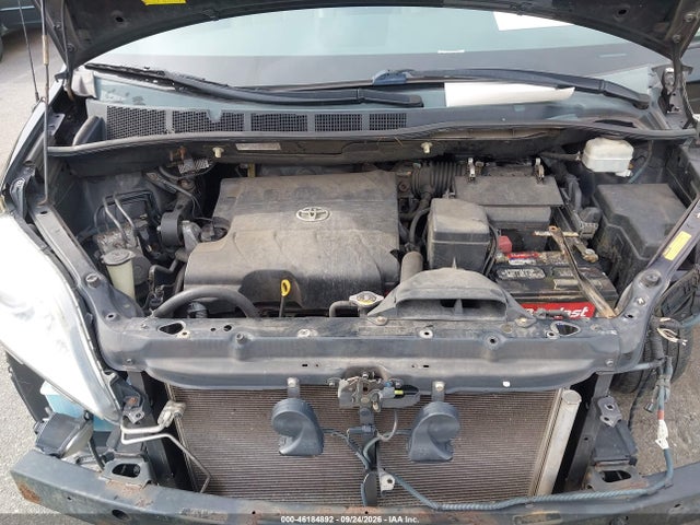 Продаж на аукціоні авто 2011 Toyota Sienna Xle V6, vin: 5TDYK3DC9BS052259, номер лоту: 46184892