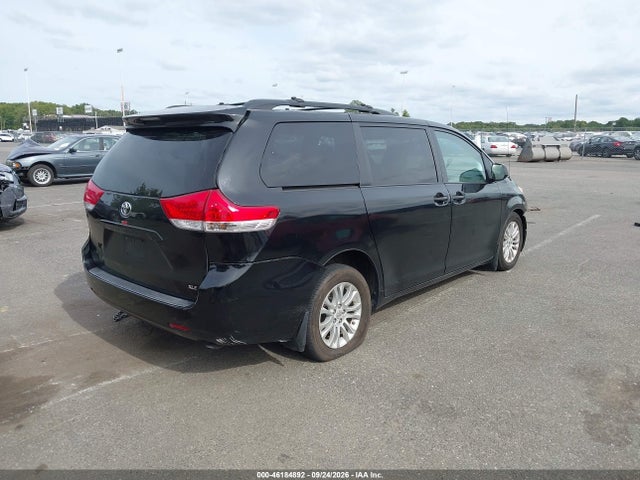 Продаж на аукціоні авто 2011 Toyota Sienna Xle V6, vin: 5TDYK3DC9BS052259, номер лоту: 46184892