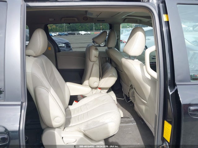 Продаж на аукціоні авто 2011 Toyota Sienna Xle V6, vin: 5TDYK3DC9BS052259, номер лоту: 46184892