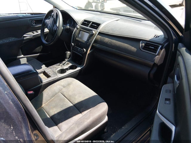 2016 Toyota Camry Hybrid Le მანქანა იყიდება აუქციონზე, vin: 4T1BD1FK7GU179115, აუქციონის ნომერი: 46184916
