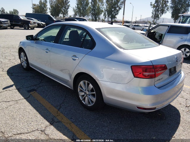46184956 :رقم المزاد ، 3VWD17AJ4FM314011 vin ، 2015 Volkswagen Jetta 1.8t Se مزاد بيع