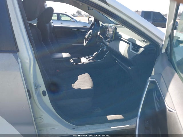 Toyota RAV4 LE 2021 2T3K1RFVXMW104185 Image 5