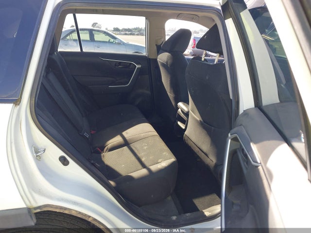 Toyota RAV4 LE 2021 2T3K1RFVXMW104185 Image 8