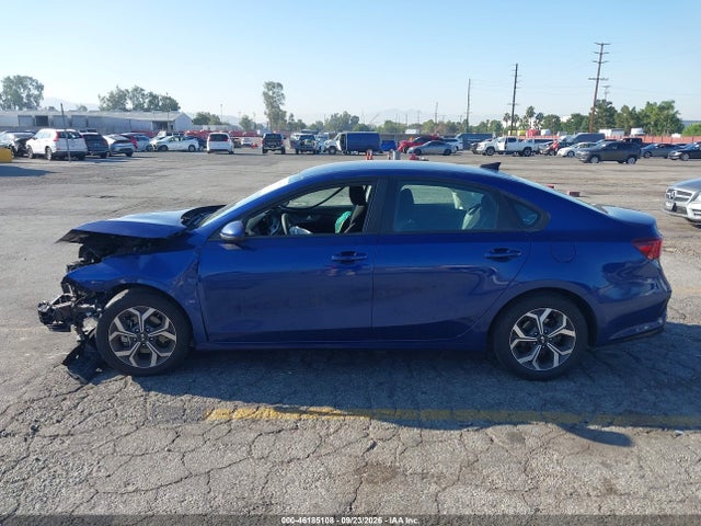 2020 Kia Forte Lxs მანქანა იყიდება აუქციონზე, vin: 3KPF24AD9LE195184, აუქციონის ნომერი: 46185108