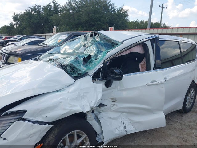 46185204 :رقم المزاد ، 2C4RC1BG1VR572481 vin ، 2027 Chrysler Pacifica مزاد بيع