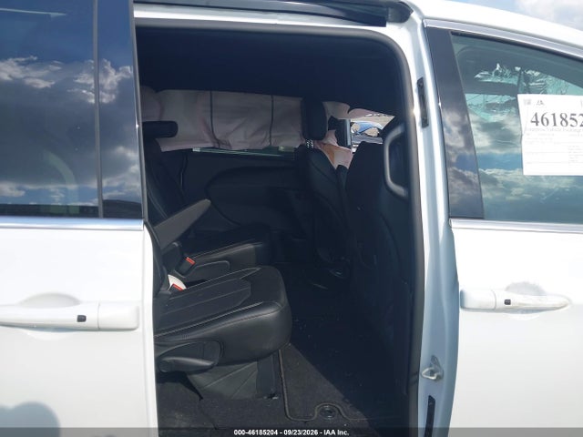 46185204 :رقم المزاد ، 2C4RC1BG1VR572481 vin ، 2027 Chrysler Pacifica مزاد بيع