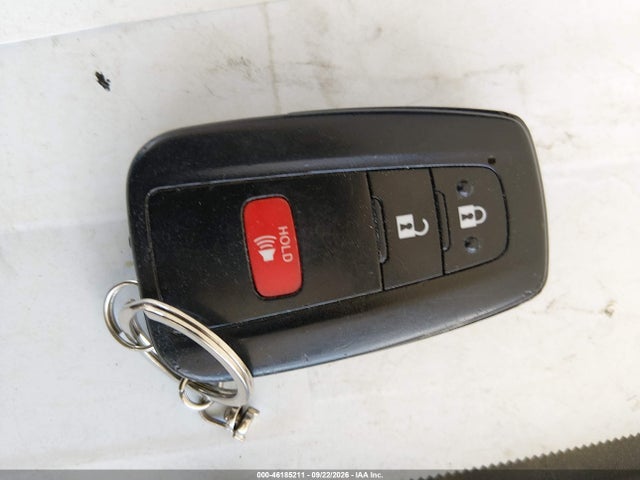 Toyota Prius Three 2016 JTDKARFU9G3515589 Image 11