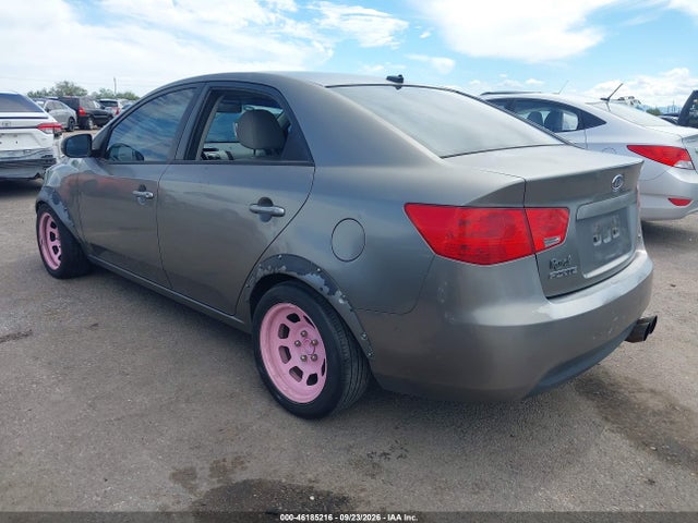 46185216 :رقم المزاد ، KNAFU4A25B5362110 vin ، 2011 Kia Forte Ex مزاد بيع