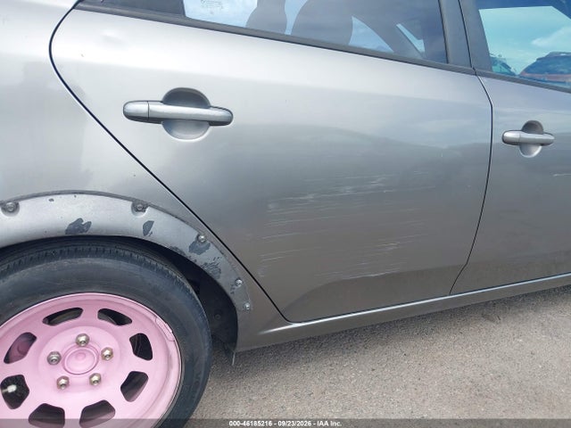 46185216 :رقم المزاد ، KNAFU4A25B5362110 vin ، 2011 Kia Forte Ex مزاد بيع