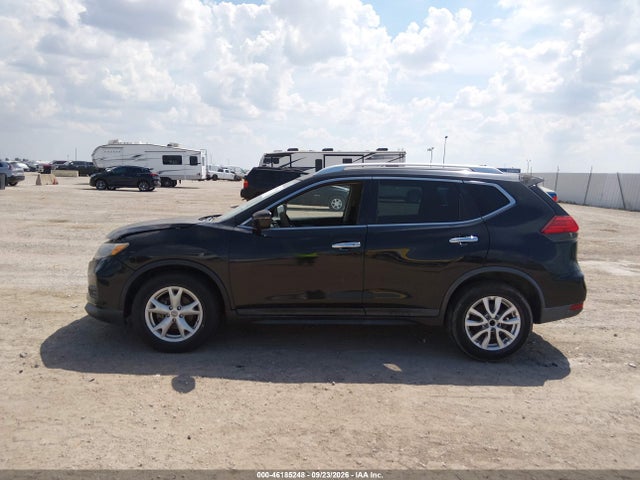2017 Nissan Rogue Sv მანქანა იყიდება აუქციონზე, vin: KNMAT2MT2HP519422, აუქციონის ნომერი: 46185248