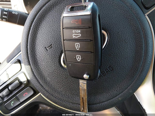 46185271 :رقم المزاد ، 5XXGT4L38HG138916 vin ، 2017 Kia Optima Lx مزاد بيع