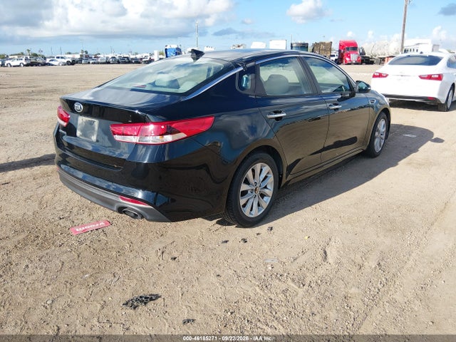46185271 :رقم المزاد ، 5XXGT4L38HG138916 vin ، 2017 Kia Optima Lx مزاد بيع