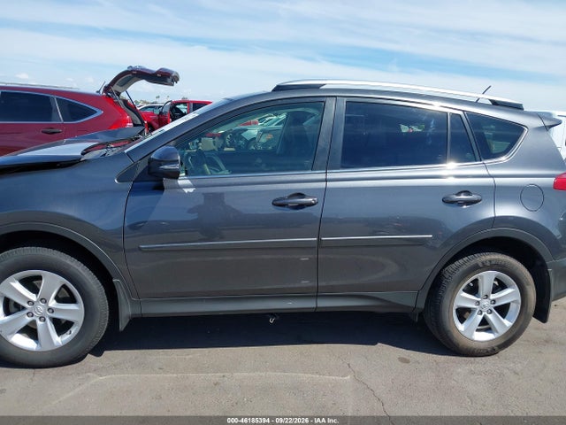 Toyota Rav4 Xle 2014 JTMRFREVXED065307 Image 14