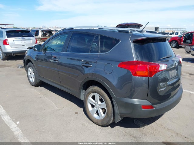 Toyota Rav4 Xle 2014 JTMRFREVXED065307 Image 3