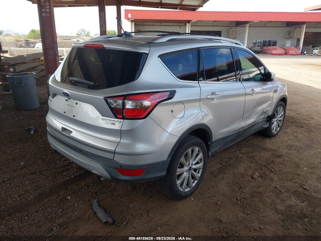 Ford Escape Titanium 2018 1FMCU9J96JUA56727 Image 4