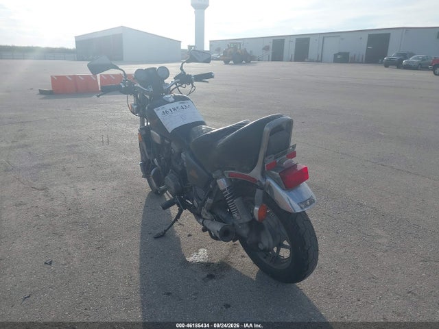 46185434 :رقم المزاد ، JH2RC0715CM000593 vin ، 1982 Honda Vf750 C مزاد بيع