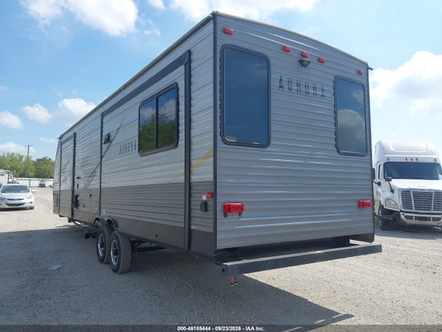 Aurora By Forest Riv Aurora Series M-33 R 2020 5ZT2ARYB9LX018829 Image 3