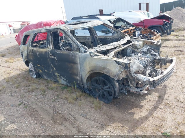 2015 1FM5K8GT5FGA77201 main image
