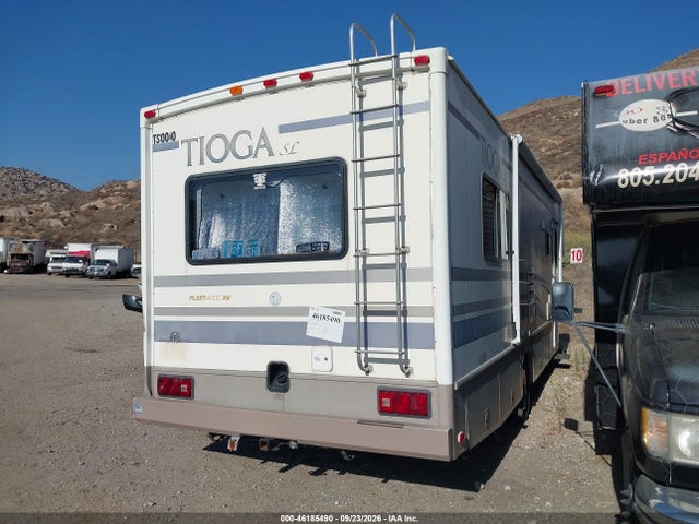 1999 Ford Econoline E450 Super Duty Cutwy  Rv მანქანა იყიდება აუქციონზე, vin: 1FDXE40S5XHC14773, აუქციონის ნომერი: 46185490