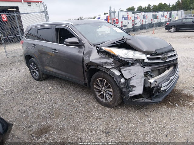 Aukcja sprzedaży 2019 Toyota Highlander Xle, vin: 5TDKZRFH7KS558704, numer aukcji: 46185505