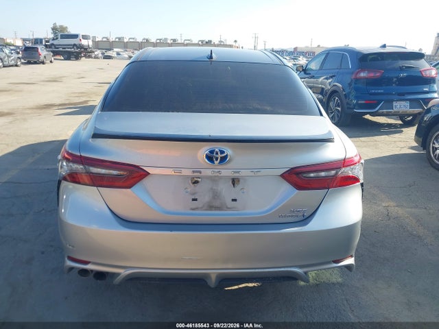 2021 Toyota Camry Hybrid Xse მანქანა იყიდება აუქციონზე, vin: 4T1K31AK2MU028611, აუქციონის ნომერი: 46185543