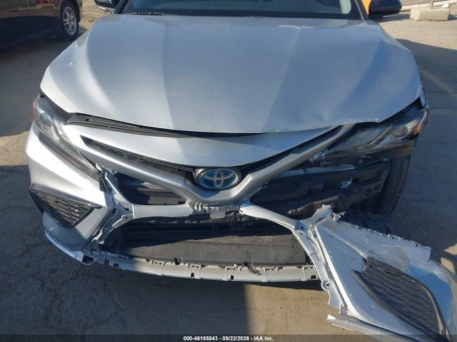 2021 Toyota Camry Hybrid Xse მანქანა იყიდება აუქციონზე, vin: 4T1K31AK2MU028611, აუქციონის ნომერი: 46185543