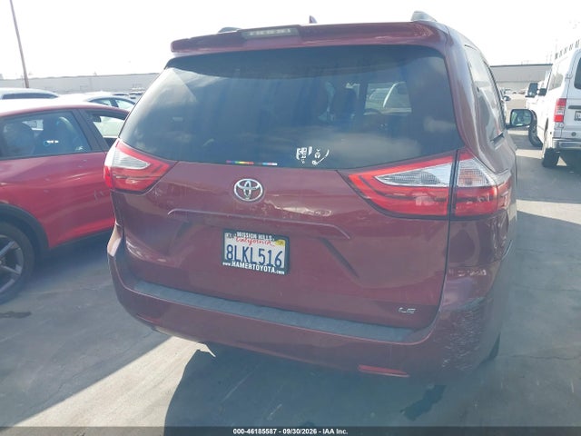 2018 Toyota Sienna Le 8 Passenger მანქანა იყიდება აუქციონზე, vin: 5TDKZ3DC3JS909014, აუქციონის ნომერი: 46185587