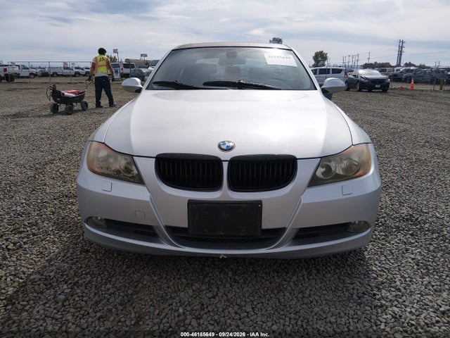 2006 Bmw 325i მანქანა იყიდება აუქციონზე, vin: WBAVB13576KX50096, აუქციონის ნომერი: 46185649