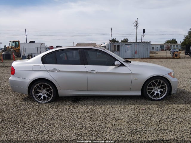 2006 Bmw 325i მანქანა იყიდება აუქციონზე, vin: WBAVB13576KX50096, აუქციონის ნომერი: 46185649