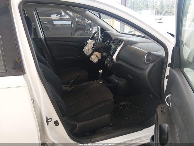 2014 Nissan Versa 1.6 Sv მანქანა იყიდება აუქციონზე, vin: 3N1CN7AP9EL865551, აუქციონის ნომერი: 46185669