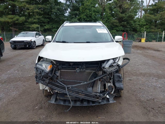 46185711 :رقم المزاد ، 5N1AT2MV1FC913222 vin ، 2015 Nissan Rogue Sl مزاد بيع