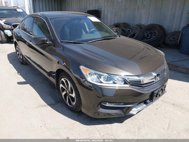Auction sale of the 2017 Honda Accord Ex-l V6, vin: 1HGCR3F82HA008478, lot number: 46185732