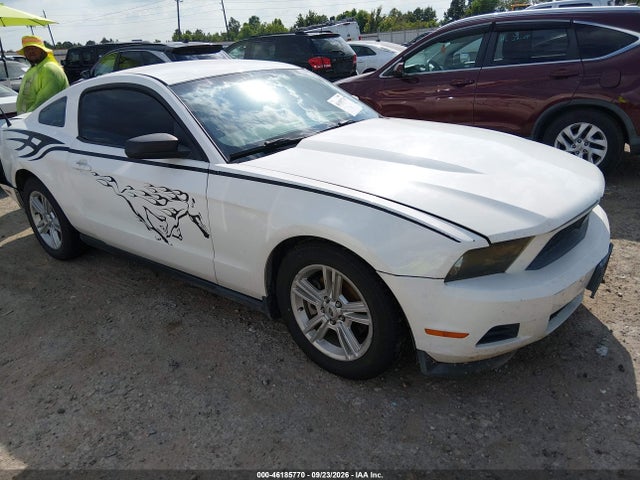46185770 :رقم المزاد ، 1ZVBP8AM8B5151787 vin ، 2011 Ford Mustang V6 مزاد بيع