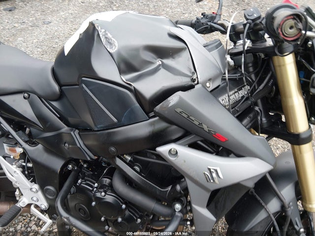 46185803 :رقم المزاد ، JS1GR7NA9F2102449 vin ، 2015 Suzuki Gsx-s750 مزاد بيع