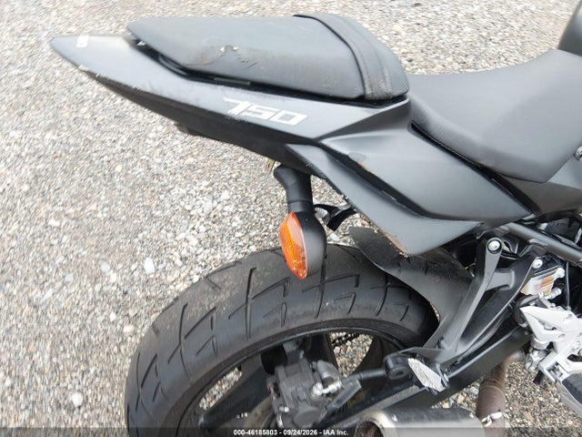 46185803 :رقم المزاد ، JS1GR7NA9F2102449 vin ، 2015 Suzuki Gsx-s750 مزاد بيع