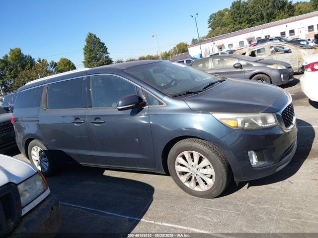 46185830 :رقم المزاد ، KNDMC5C19F6023003 vin ، 2015 Kia Sedona Ex مزاد بيع