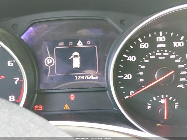 46185830 :رقم المزاد ، KNDMC5C19F6023003 vin ، 2015 Kia Sedona Ex مزاد بيع