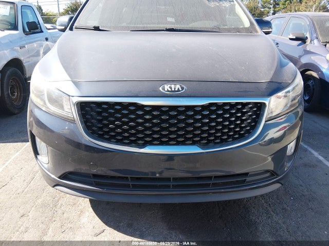 46185830 :رقم المزاد ، KNDMC5C19F6023003 vin ، 2015 Kia Sedona Ex مزاد بيع