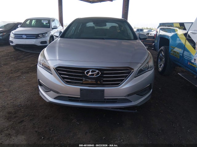 Hyundai Sonata Limited 2015 5NPE34AF1FH034063 Image 6