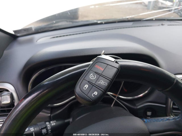 2019 Jeep Grand Cherokee Upland 4x4 მანქანა იყიდება აუქციონზე, vin: 1C4RJFAG9KC546025, აუქციონის ნომერი: 46185913