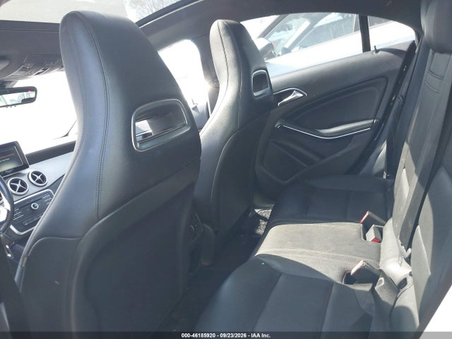 Mercedes-Benz CLA 250 2015 WDDSJ4EB7FN215061 Image 14